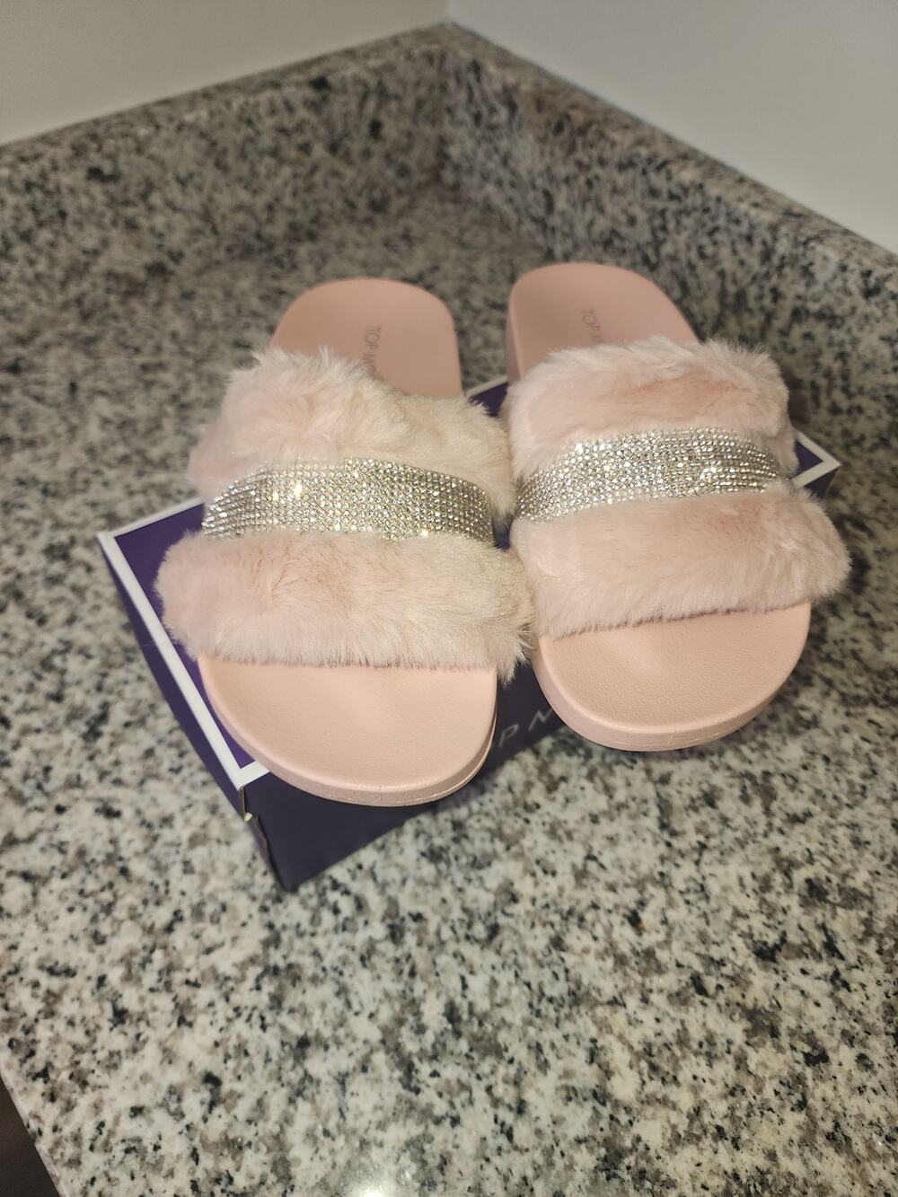 Top Moda CAB-36 Blush Faux Fur Rhinestone Sandals